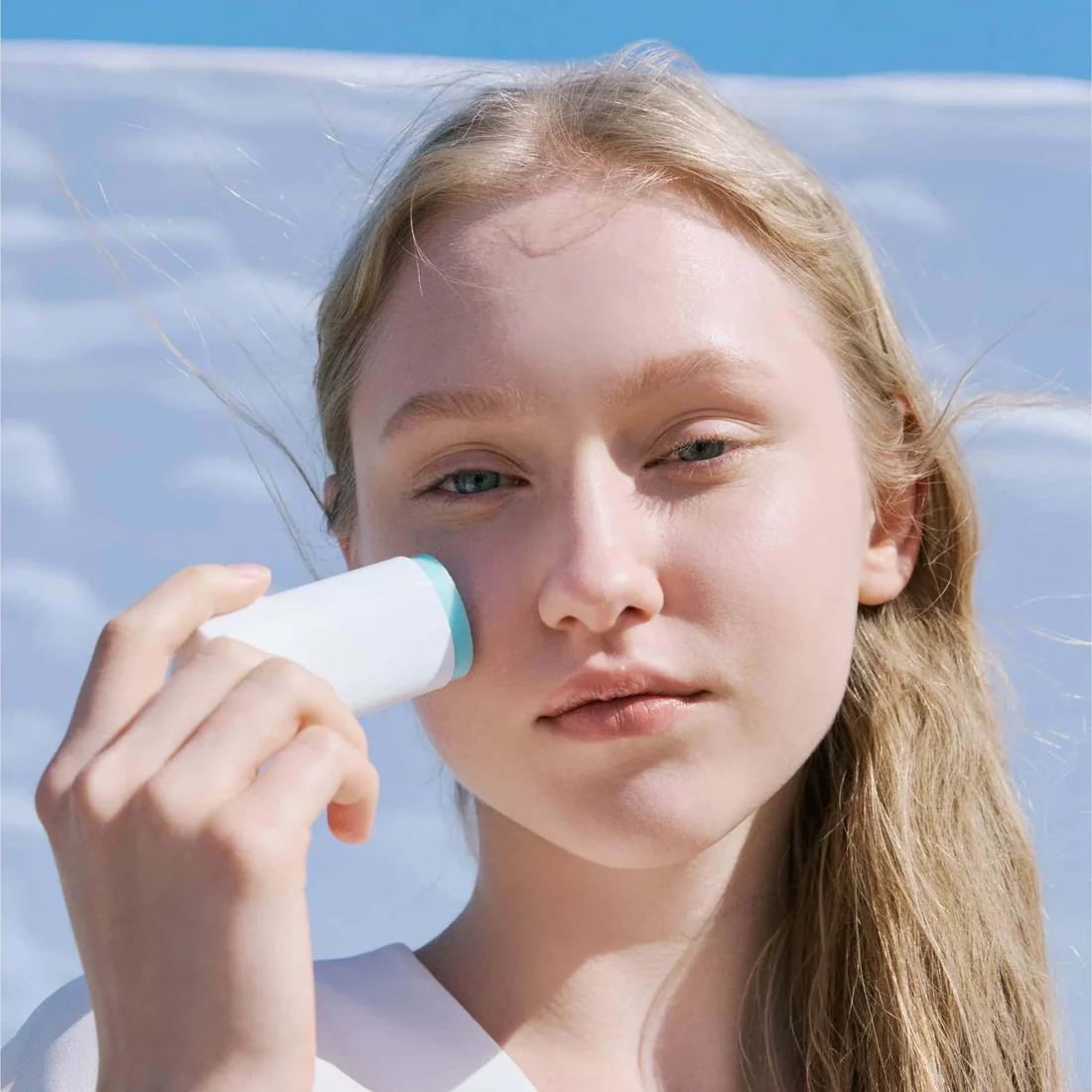 Madagascar Centella Hyalu-Cica Silky-Fit Sun Stick - Image 2